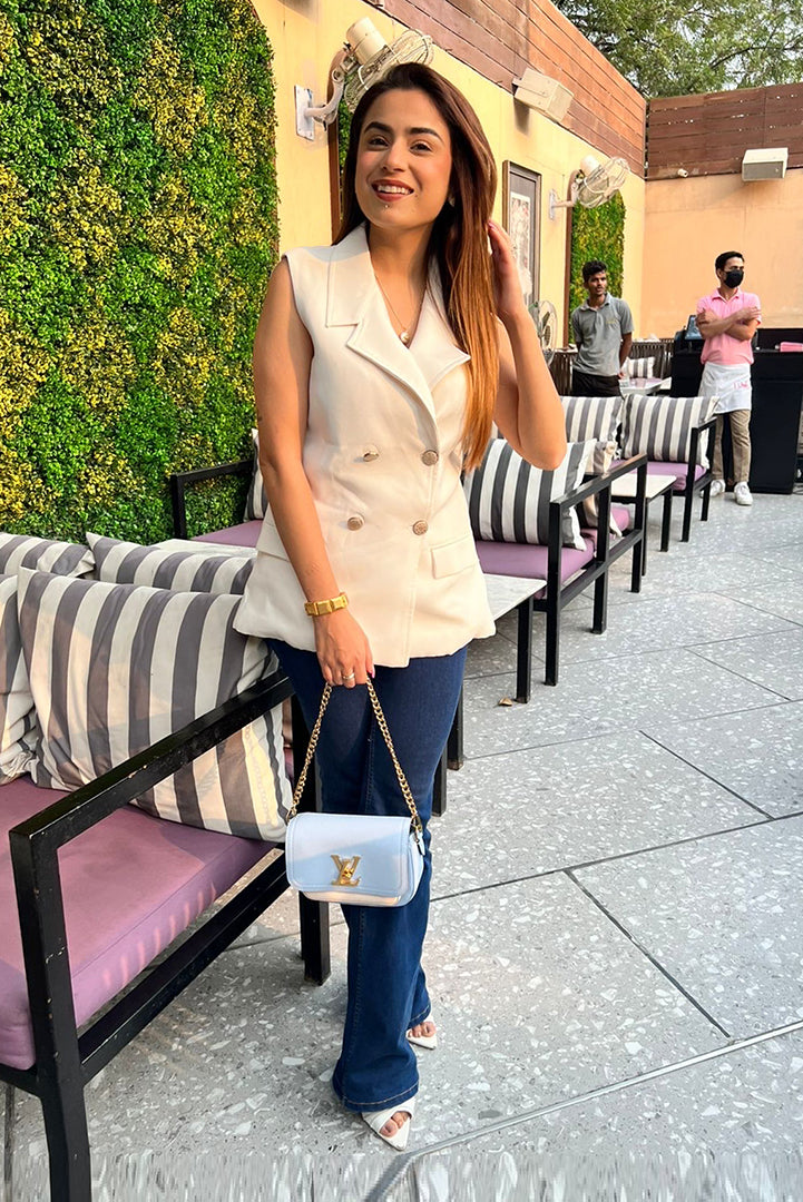 NIKITA MALHOTRA IN CHARLOTTE BLAZER